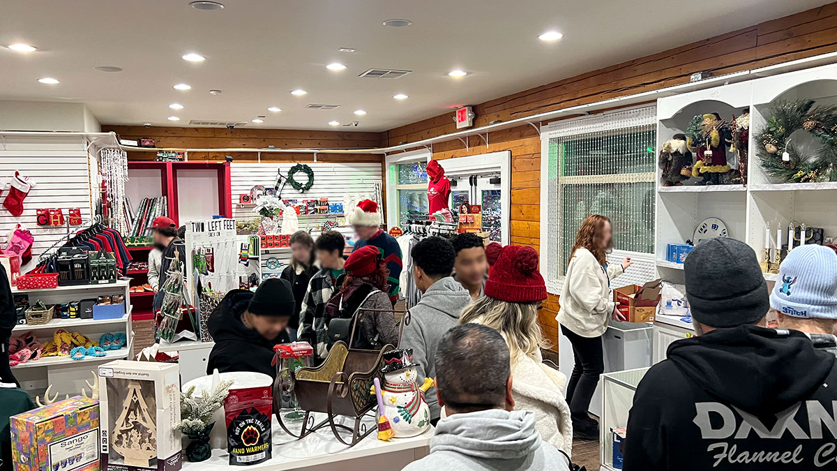 Find Gifts at the Holiday Shoppe