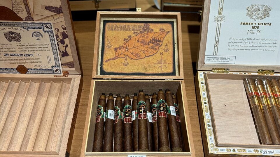 Imported Cigars at La Casa