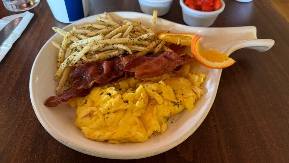 Scrambled Eggs with Bacon and Fries