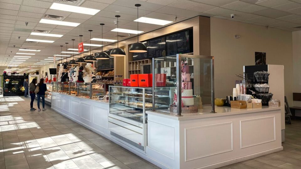 Manan Bakery Counter