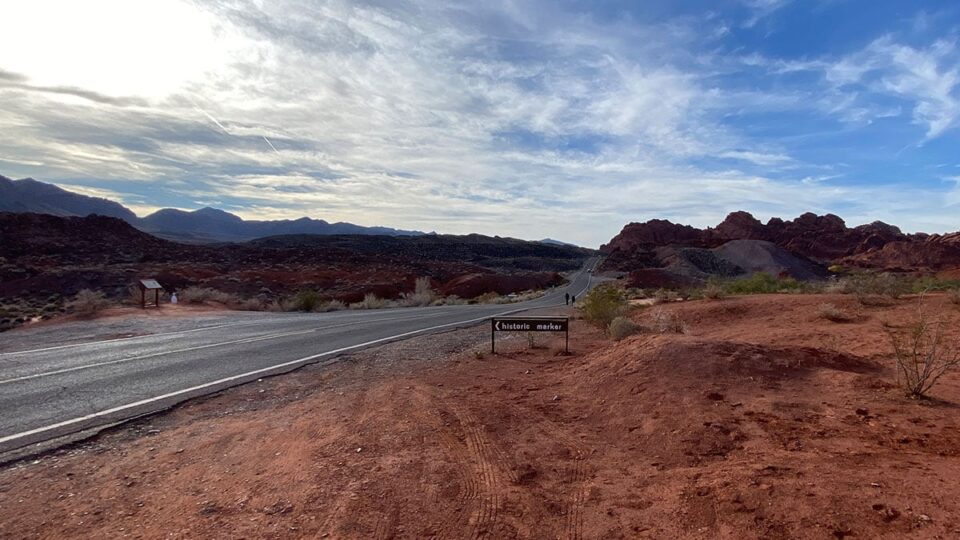 Scenic Stops at Valley of Fire Highway