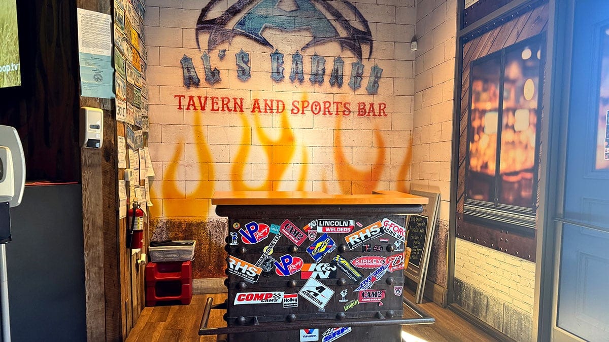 Al’s Garage: A 24/7 Sports Tavern Perfect for Locals