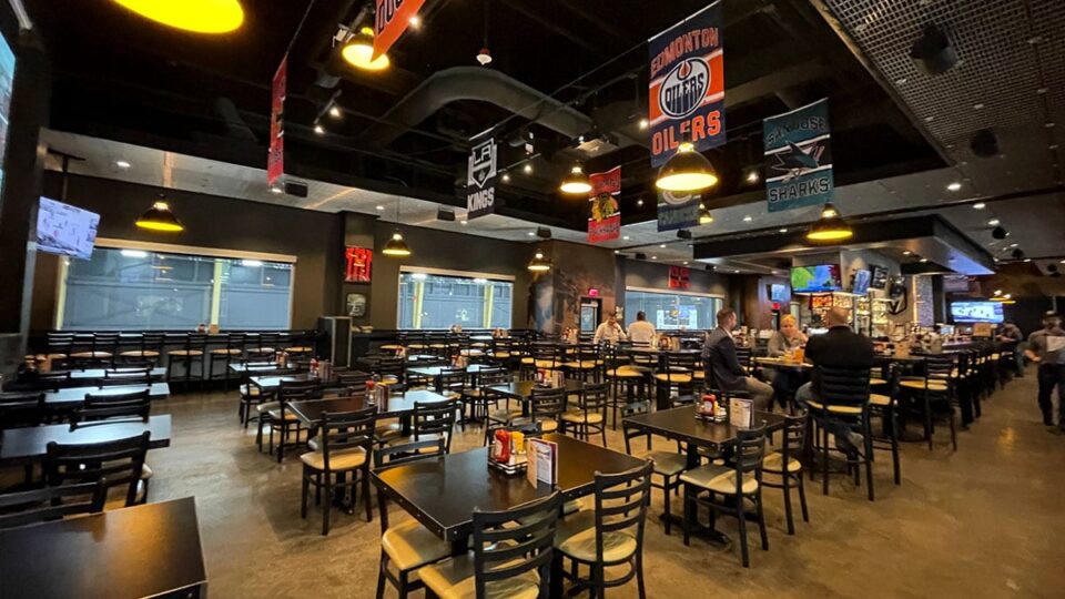 MacKenzie River Pizza, Grill & Pub