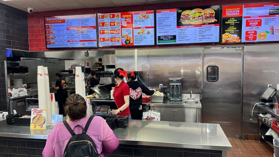 Register at R Burgers Las Vegas