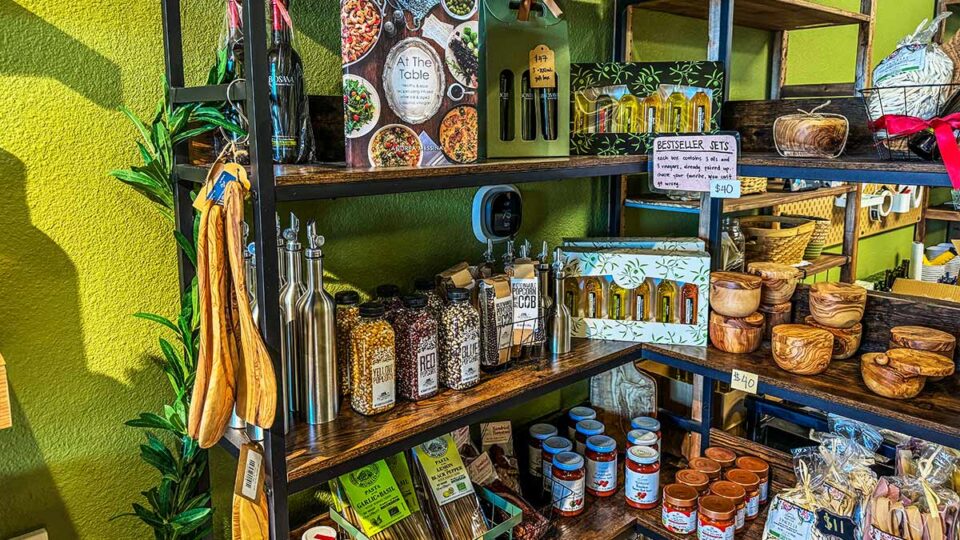 Arbosana offers specialty spices and gift sets