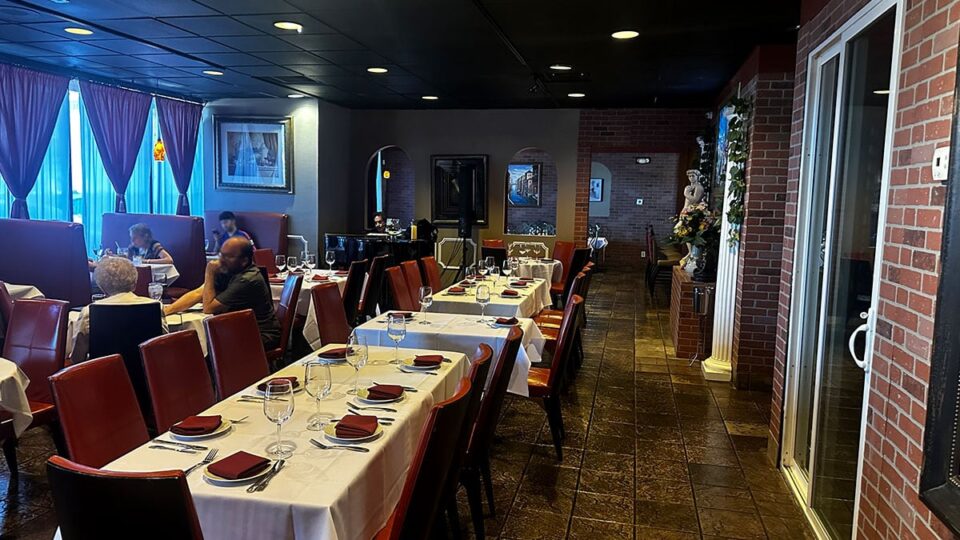 Dining Room at Viareggio