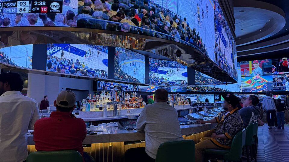 Gaming Bar with multiple games
