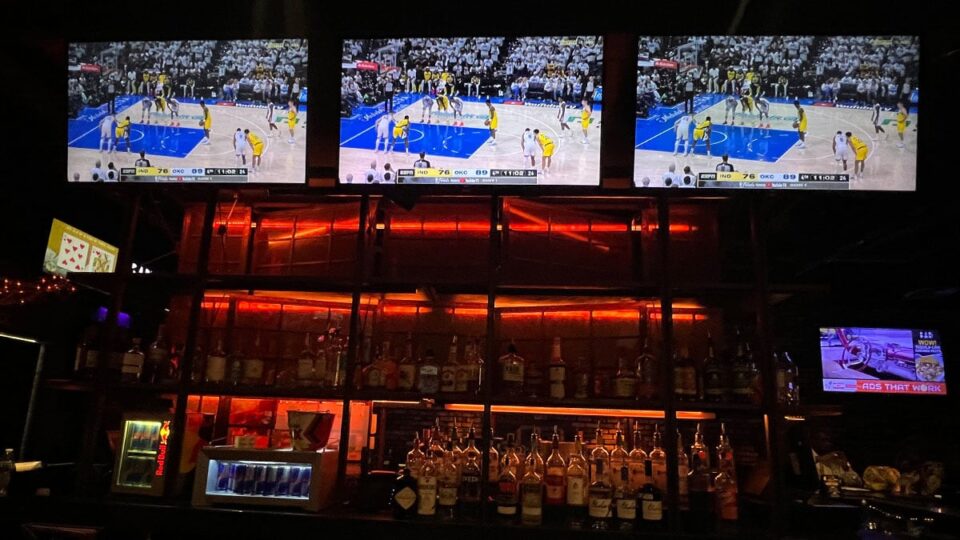 Born And Raised Sports Bar Henderson