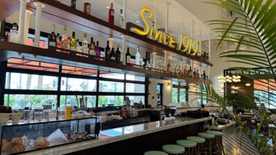 Full Bar service at Café Landwer