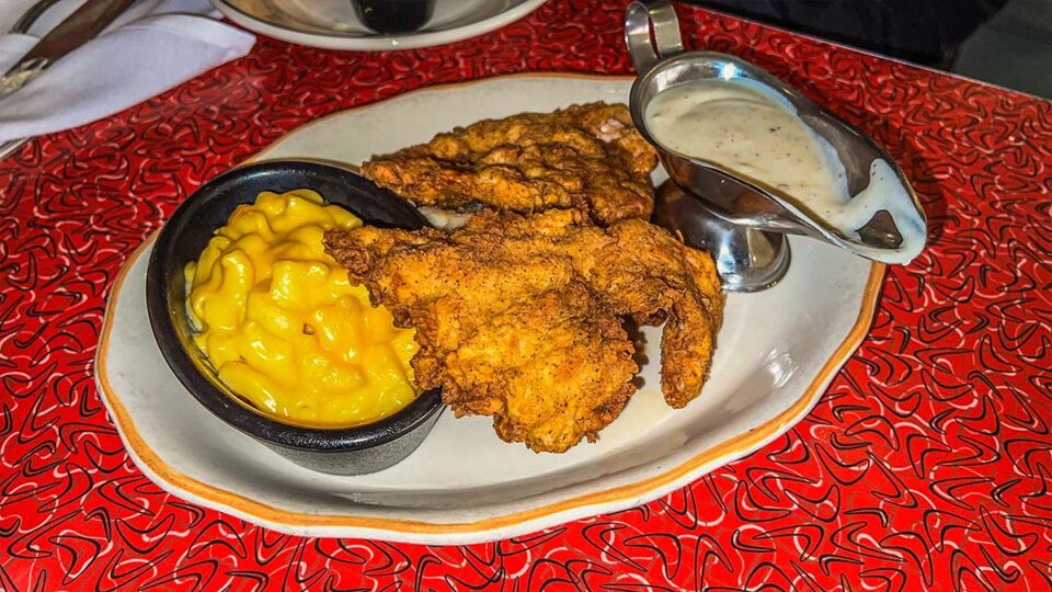 Southern fried chicken and macaroni and cheese at Lucille's Smokehouse BBQ