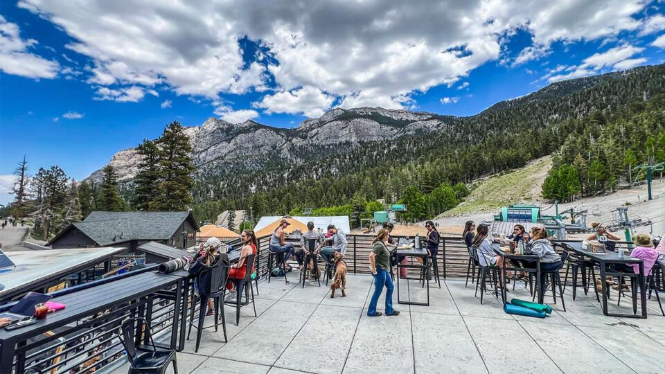 sky-deck-patio-lee-canyon-bristlecone-bar