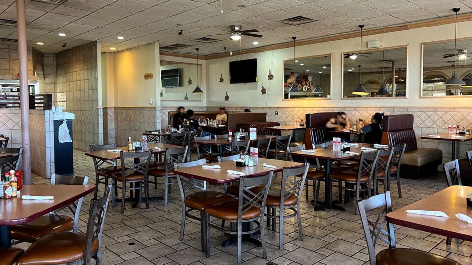 Dining Area at Ely's Restaurant Henderson