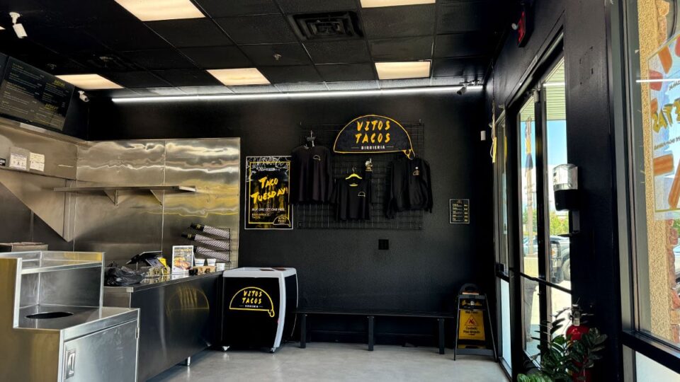 Front cashier and entrance at Vitos Tacos