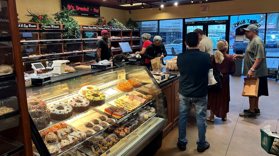 Great Buns Bakery Line Las Vegas