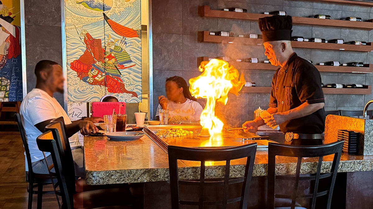 Onion Volcano at a neighbor table