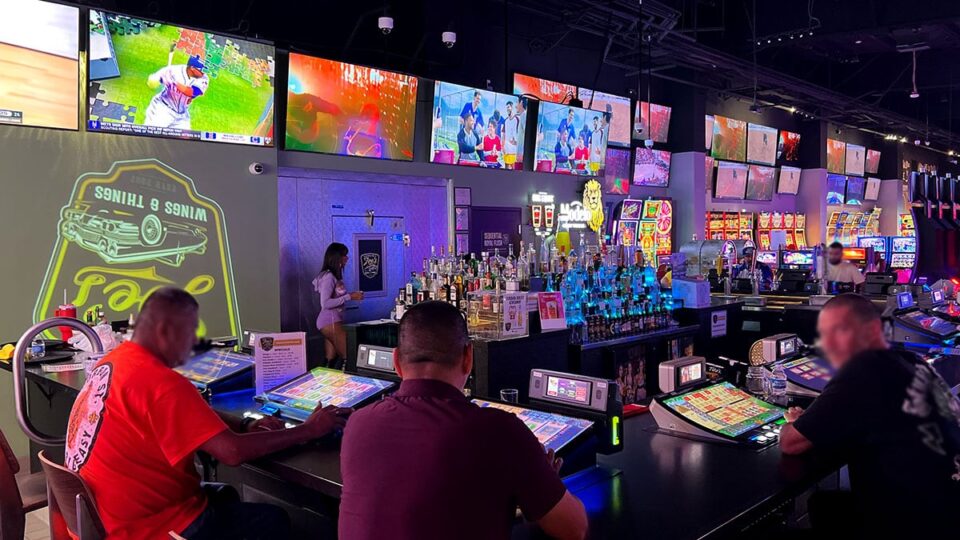 Sports Bar at Ojos Locos