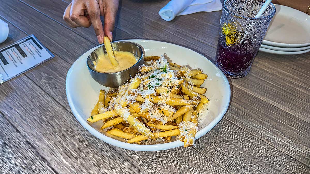 truffle cheese fries
