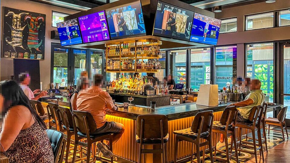 Central bar inside AMARI Italian Kitchen at UnCommons