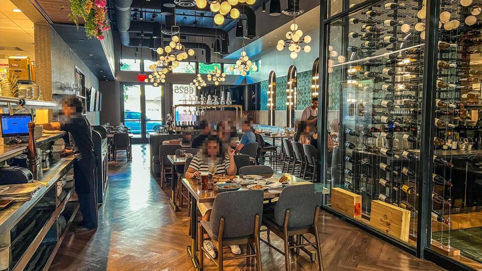Amari Italian Kitchen Interior Seating