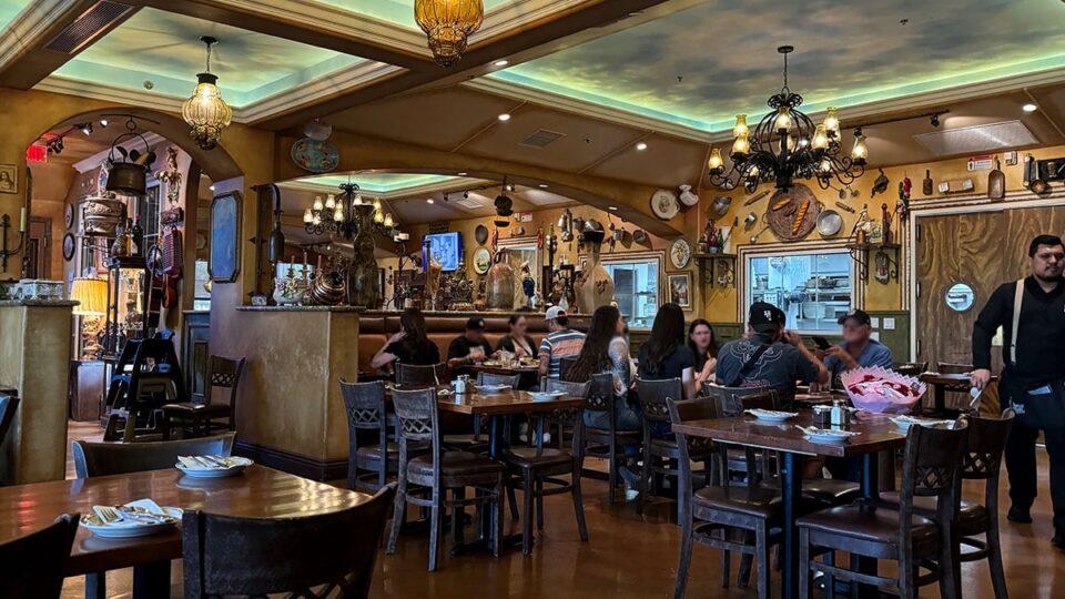 Inside Il Toro E La Capra Restaurant