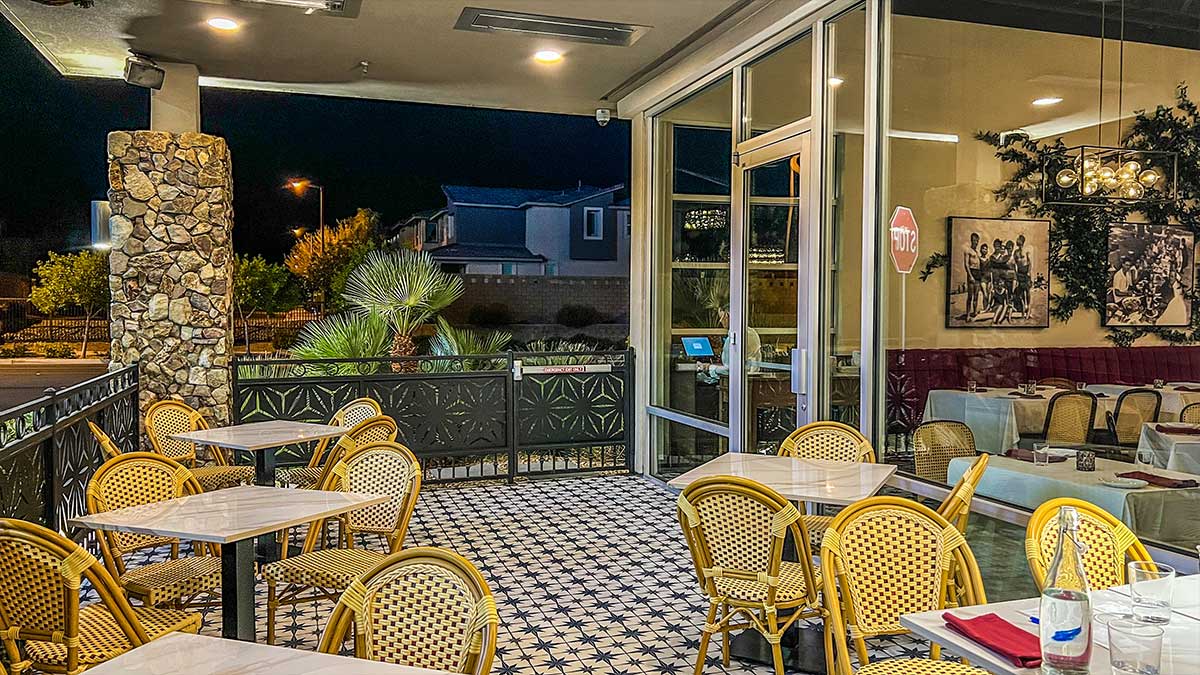 Sorellina outdoor patio
