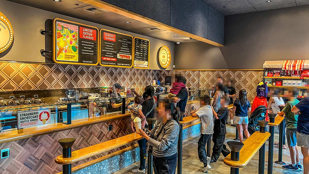 busy-inside-salt-and-straw