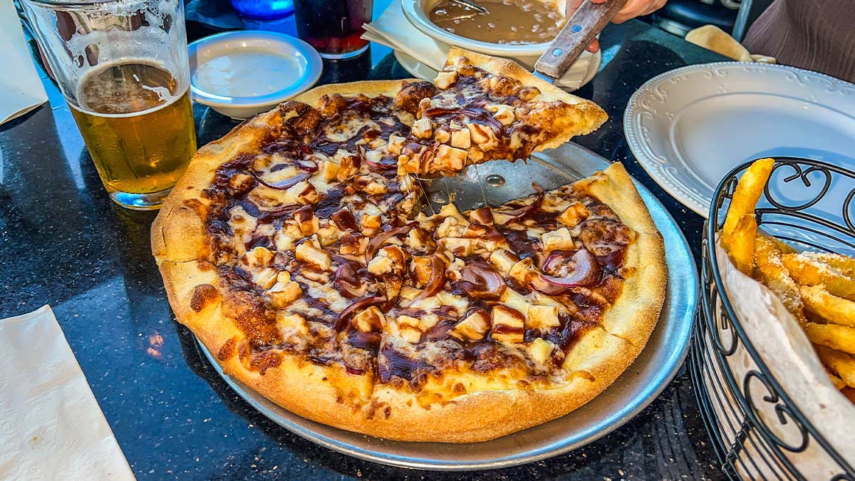 BBQ Pizza Carmines Pizza Kitchen