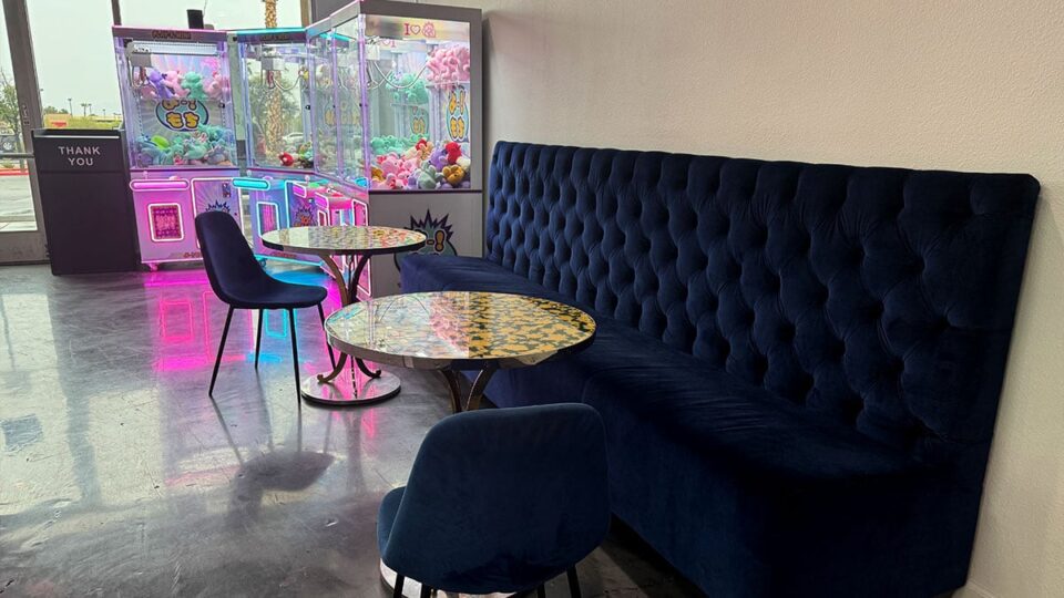 Enjoy your Donut while the kids Claw their way to some plushies