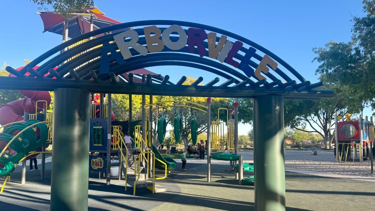 Arbors Tennis & Play Park