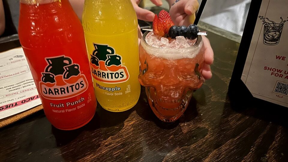 Más Por Favor Drinks and Cocktail