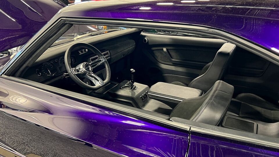 Ferrari Interior on 1968 Dodge Charger