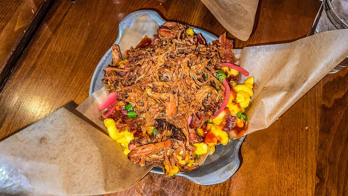 Loaded Mac & Cheese Pulled Pork