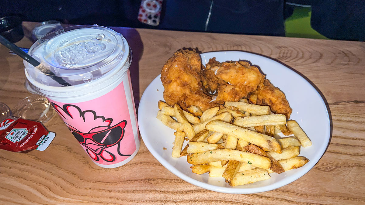 chicken tenders and fries
