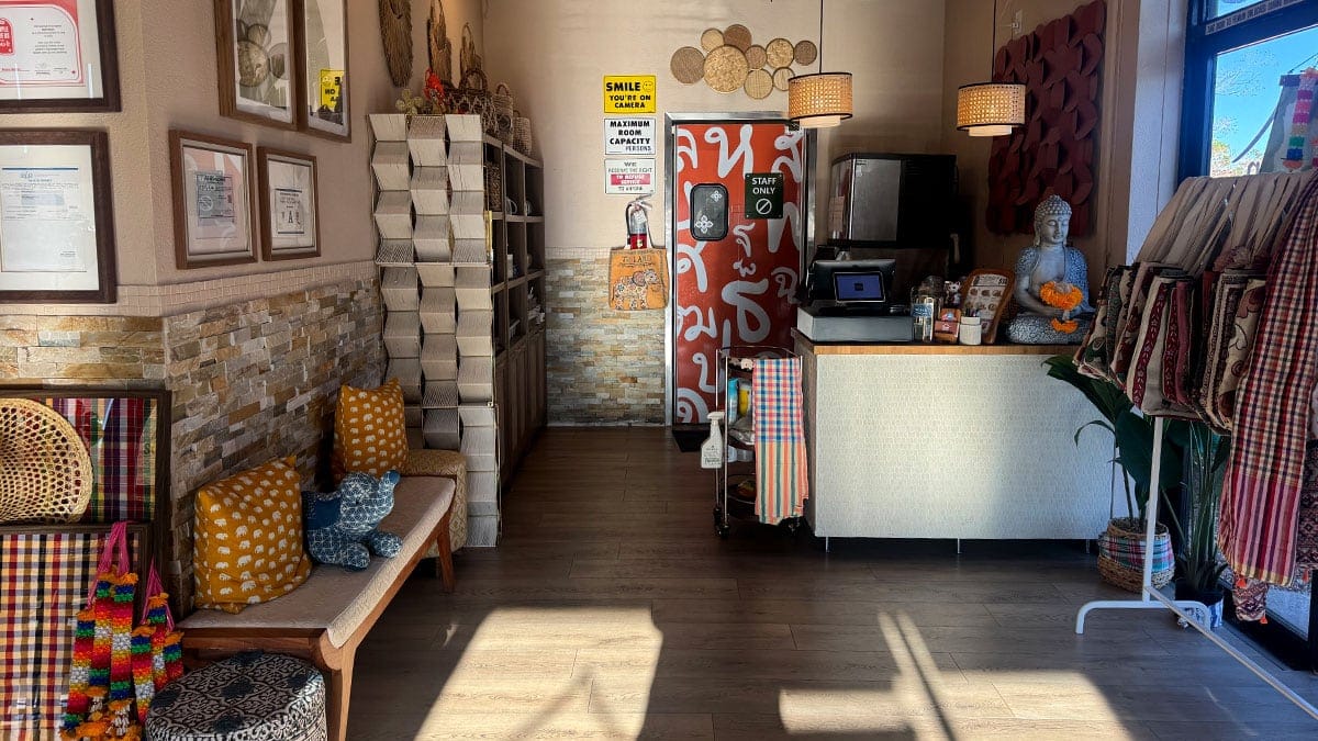 Entrance of BaanBaan Thai restaurant with modern design and signage near Rampart and Lake Mead.