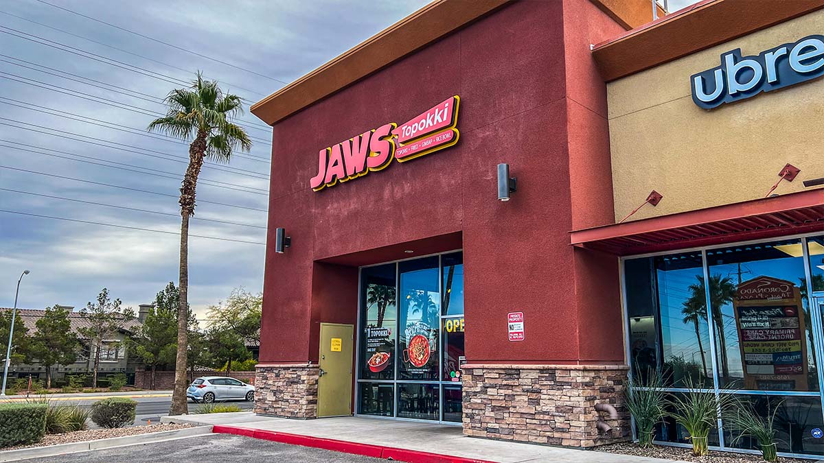 Jaws Topokki Exterior