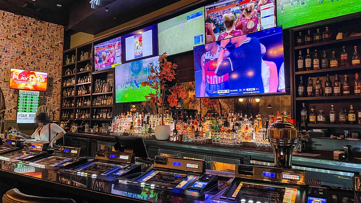 The Oak Room Bar Henderson