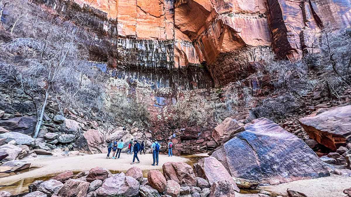 Upper-Emerald-Pool-Waterfall-Zion-Canyon