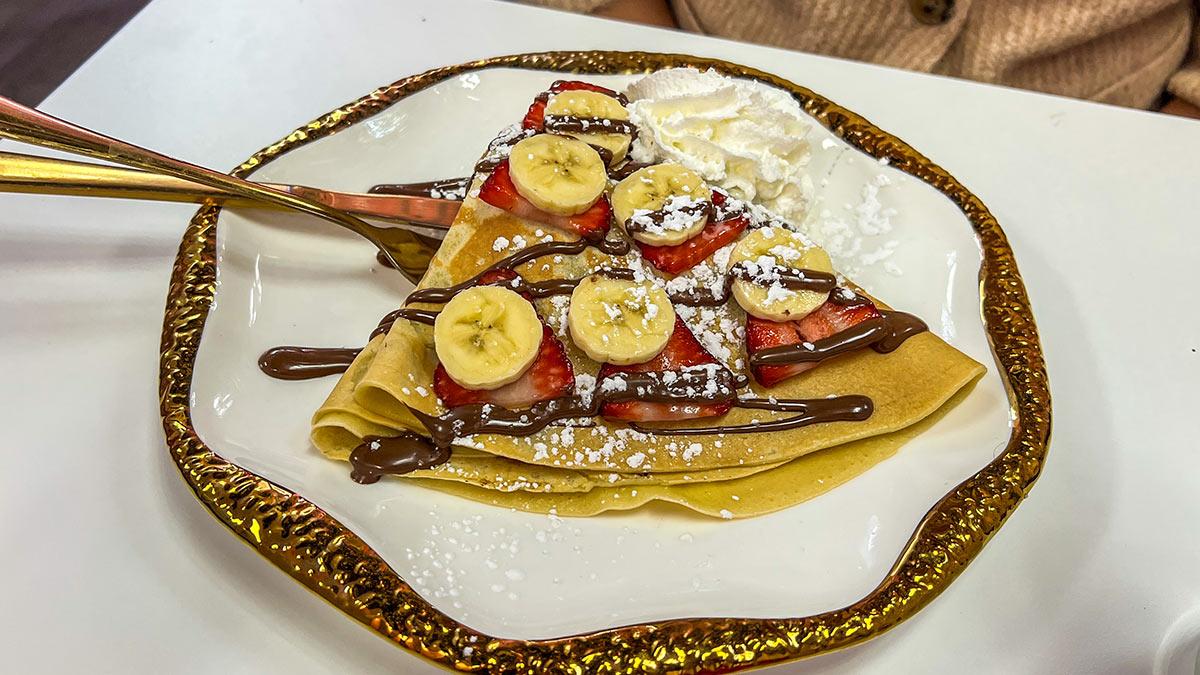 sweet-dreams-crepe-Cafe-de-Flores