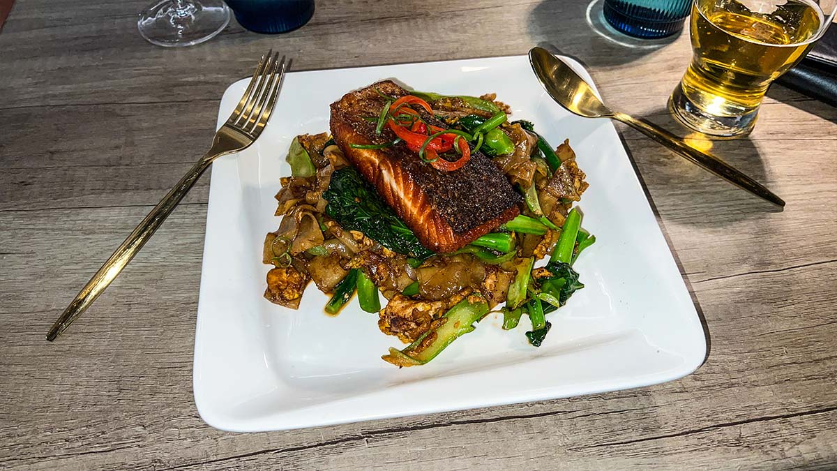 Crusted-Salmon-With-Pad-See-Ew