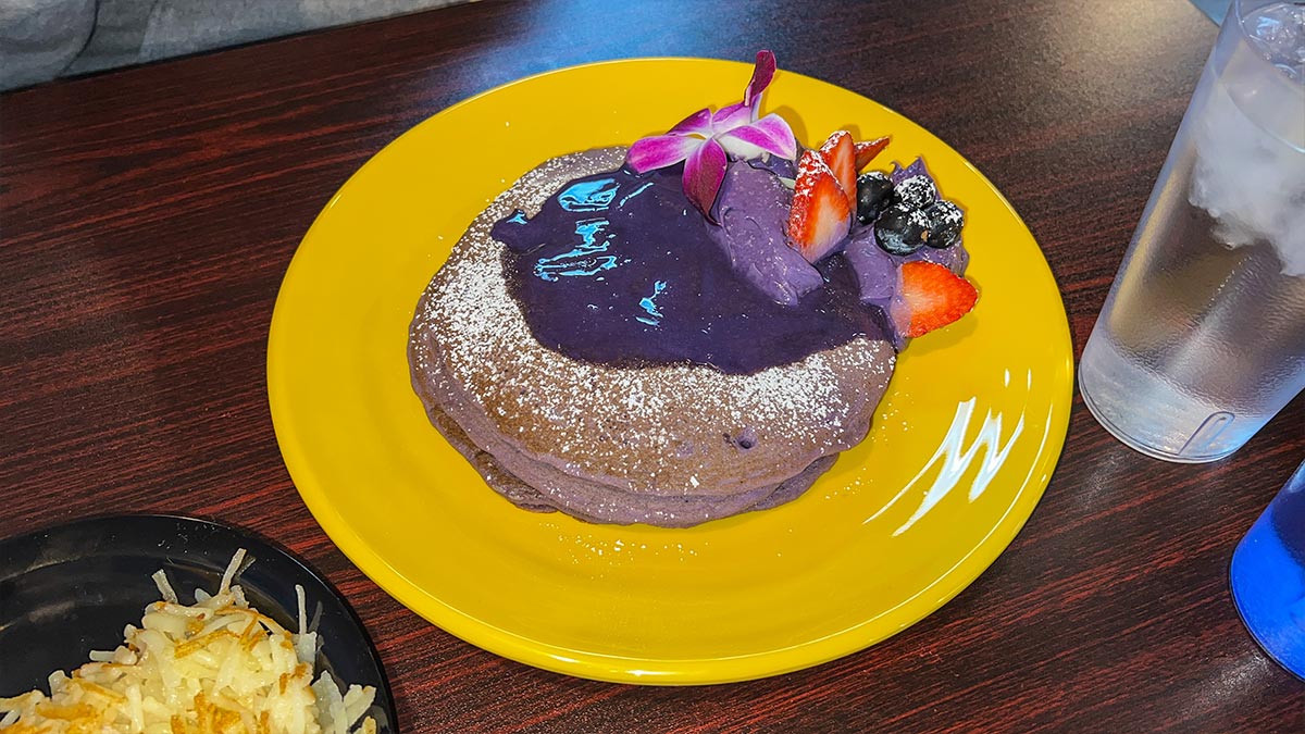 Guieb-Cafe-Ube-Mascarpone-Pancakes