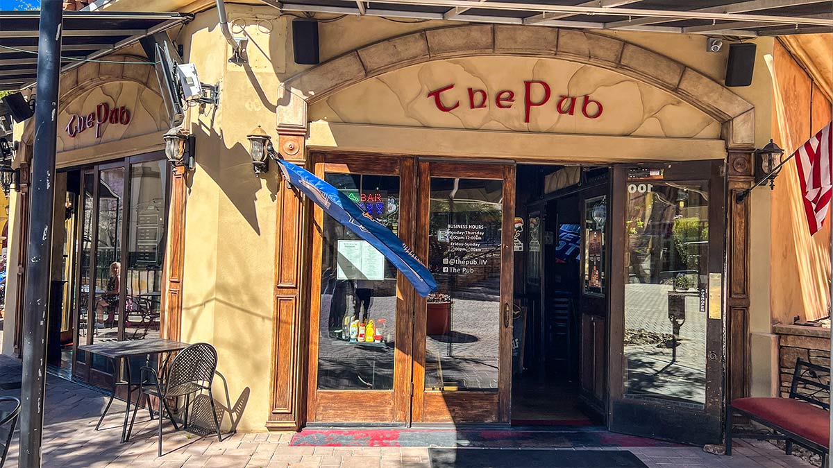 The-Pub-Lake-Las-Vegas-Enterance