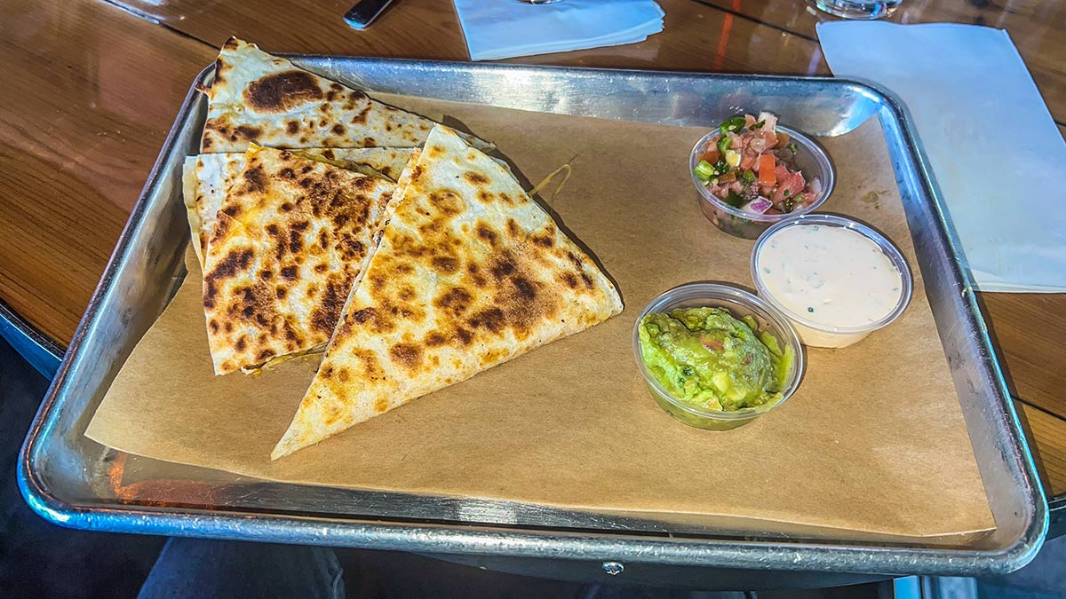 595-Craft-And-Kitchen-Chipotle-Chicken-Quesadilla