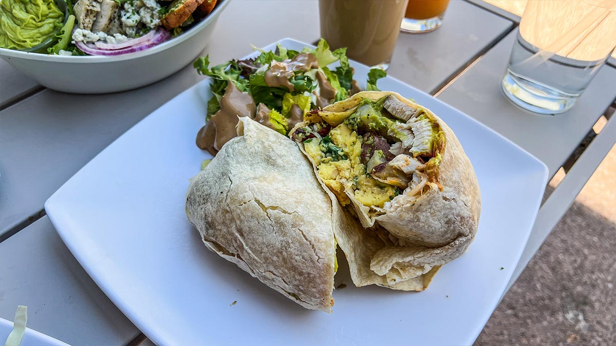 Breakfast-Burrito-Baguette-Cafe