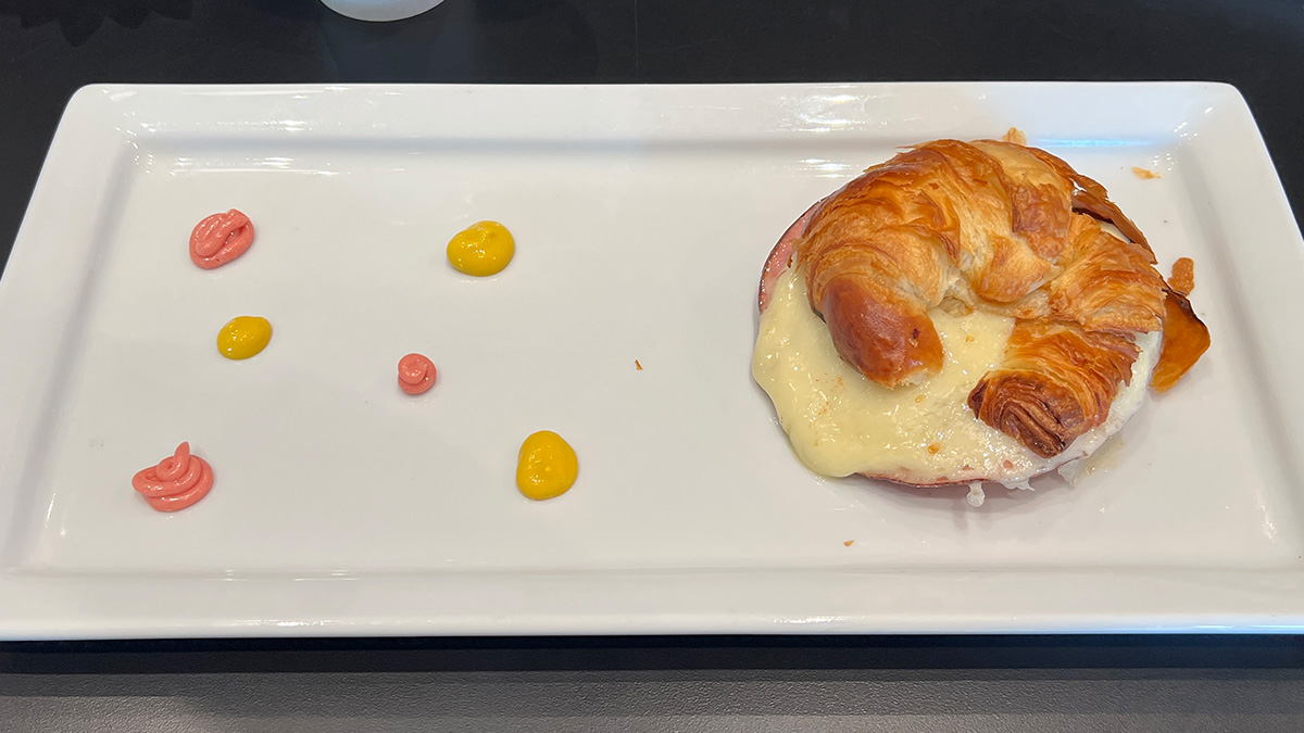 Ham and Cheese Croissant Pappalecco