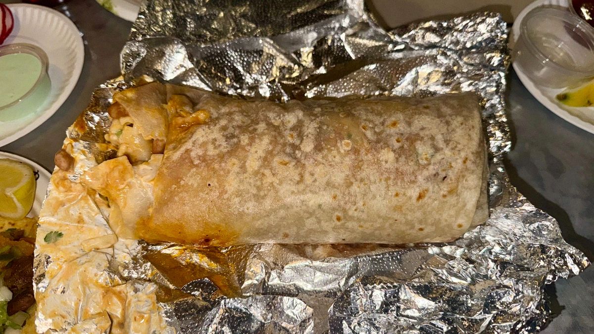 Taco Y Taco Asada Burrito Closeup