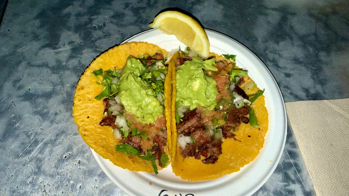 Taco Y Taco Asada Street Tacos With Guacamole