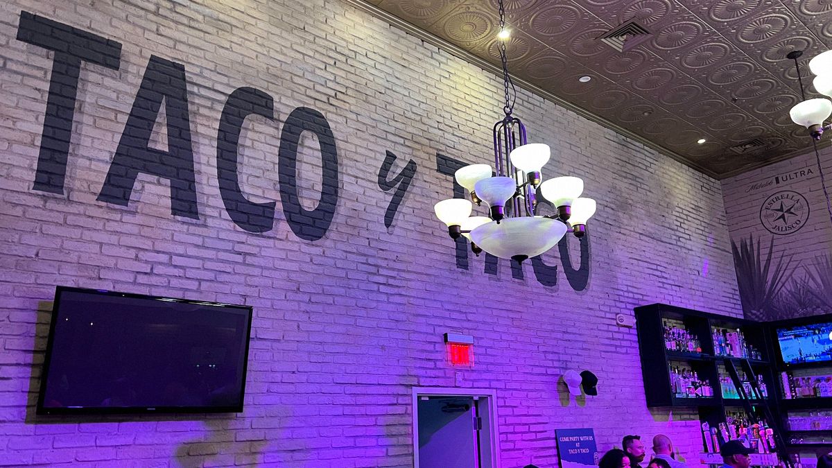 Taco Y Taco Large Wall Sign Interior