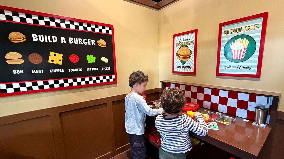 Build a Burger experience at Toodley Town
