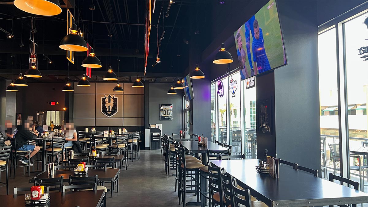 Interior Seating at MacKenzie River Pizza