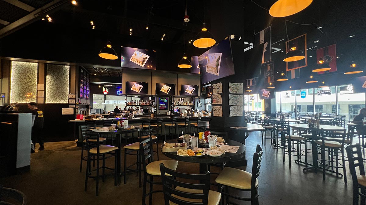 Seating Inside MacKenzie River Pizza
